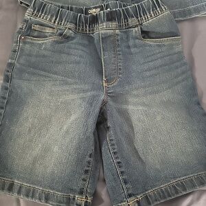 Just like New- 2 Pairs of Carter’s Pull on Denim Shorts size 7